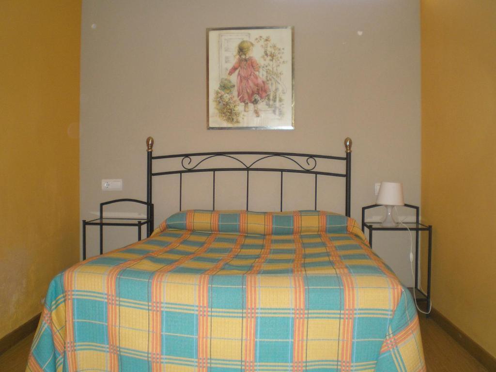 Apartamentos Turísticos Reyes Católicos Zaragoza Quarto foto